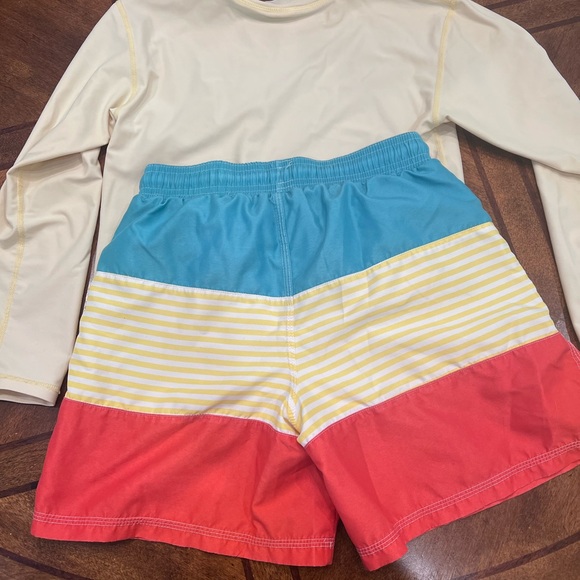 Boys Southbound swim trunks with free Rugged butts rash guard - Picture 5 of 5